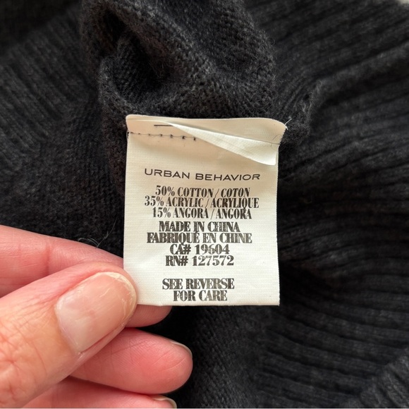 Urban Behavior Womens Size XS Knitted Tank Racerback Quiet Luxury Feminine - Picture 10 of 12